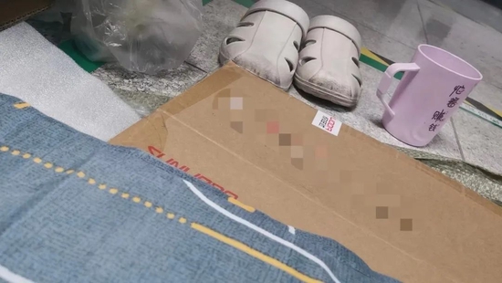 復工后簡丹選擇睡在廠房地下室　　來源：受訪者供圖