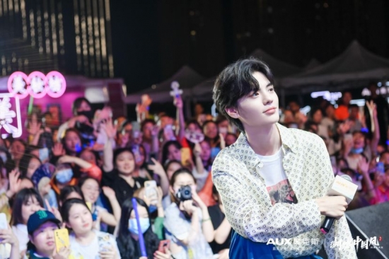 8B5378CB-FA01-453D-A4D2-FD7C9913017E-29165-00000345F7A88FBF